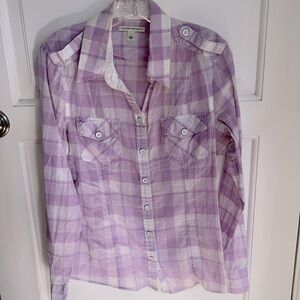 Slightly sheer button down Banana Republic SZ L w pockets